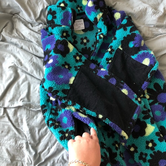 Urban Outfitter half zip pullover - Picture 3 of 3